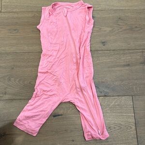 Kyte baby- no sleeve footless romper zipper - pink   3T